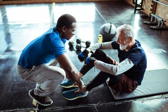 Les meilleurs sports pour rester en forme après 60 ans activités